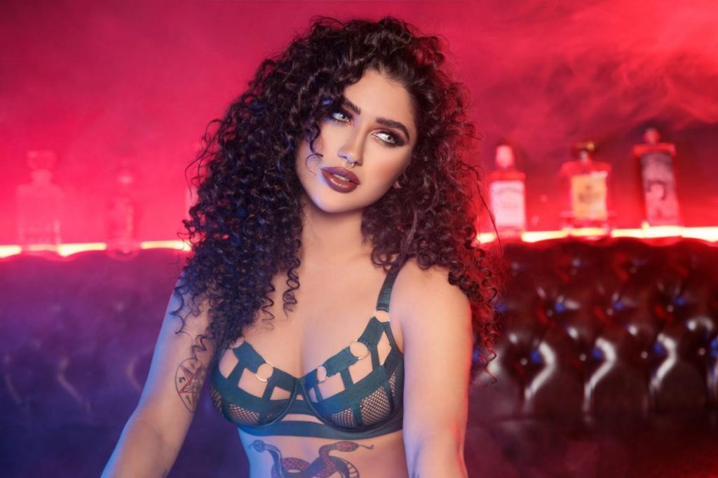 huntress-artemis-frankfurt-am-main-domina-hessen